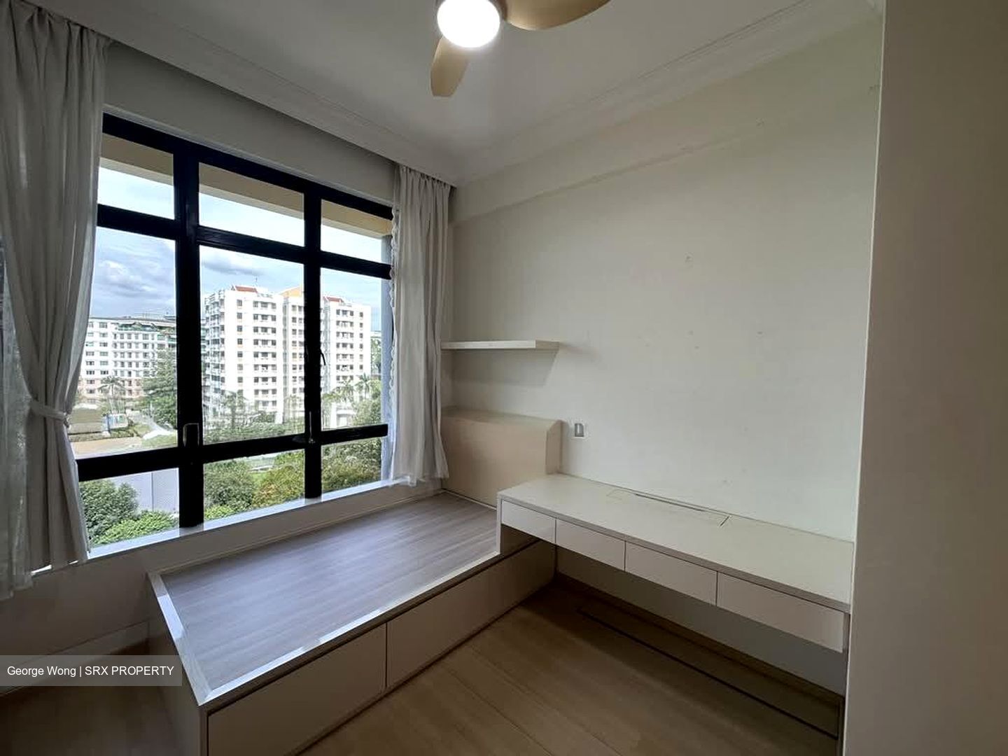 The Sterling (D21), Condominium #577085561